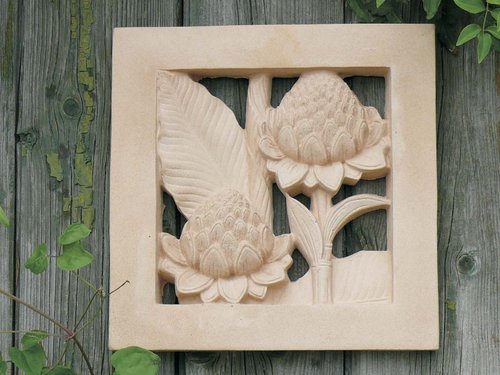 Blumenrelief Lotus